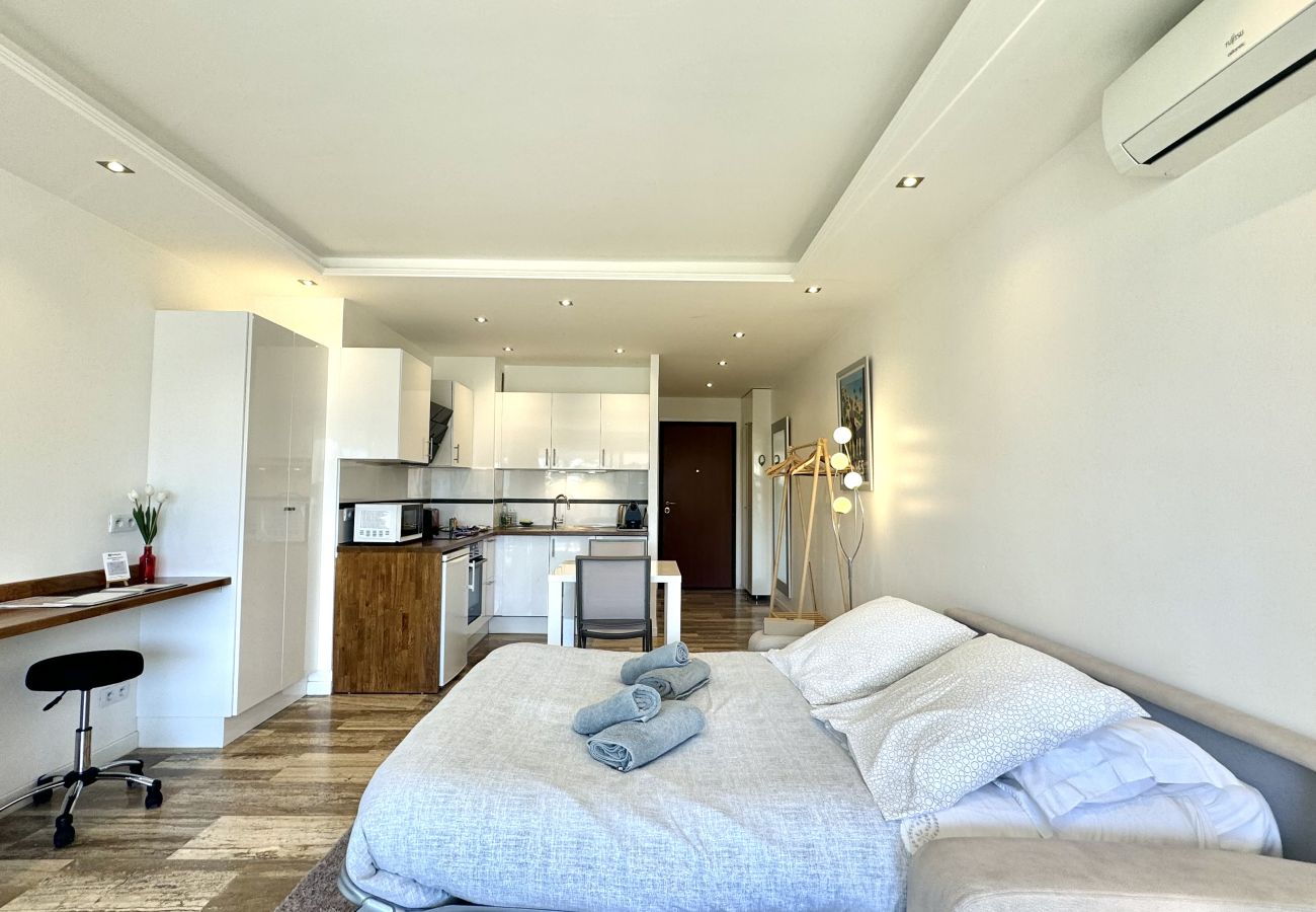Studio in Cannes - Studio Grand Hotel Croisette