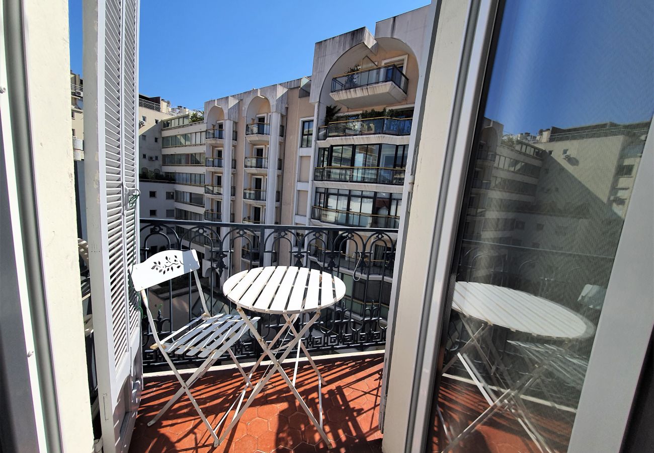 Apartment in Cannes - Carre d'or Duplex