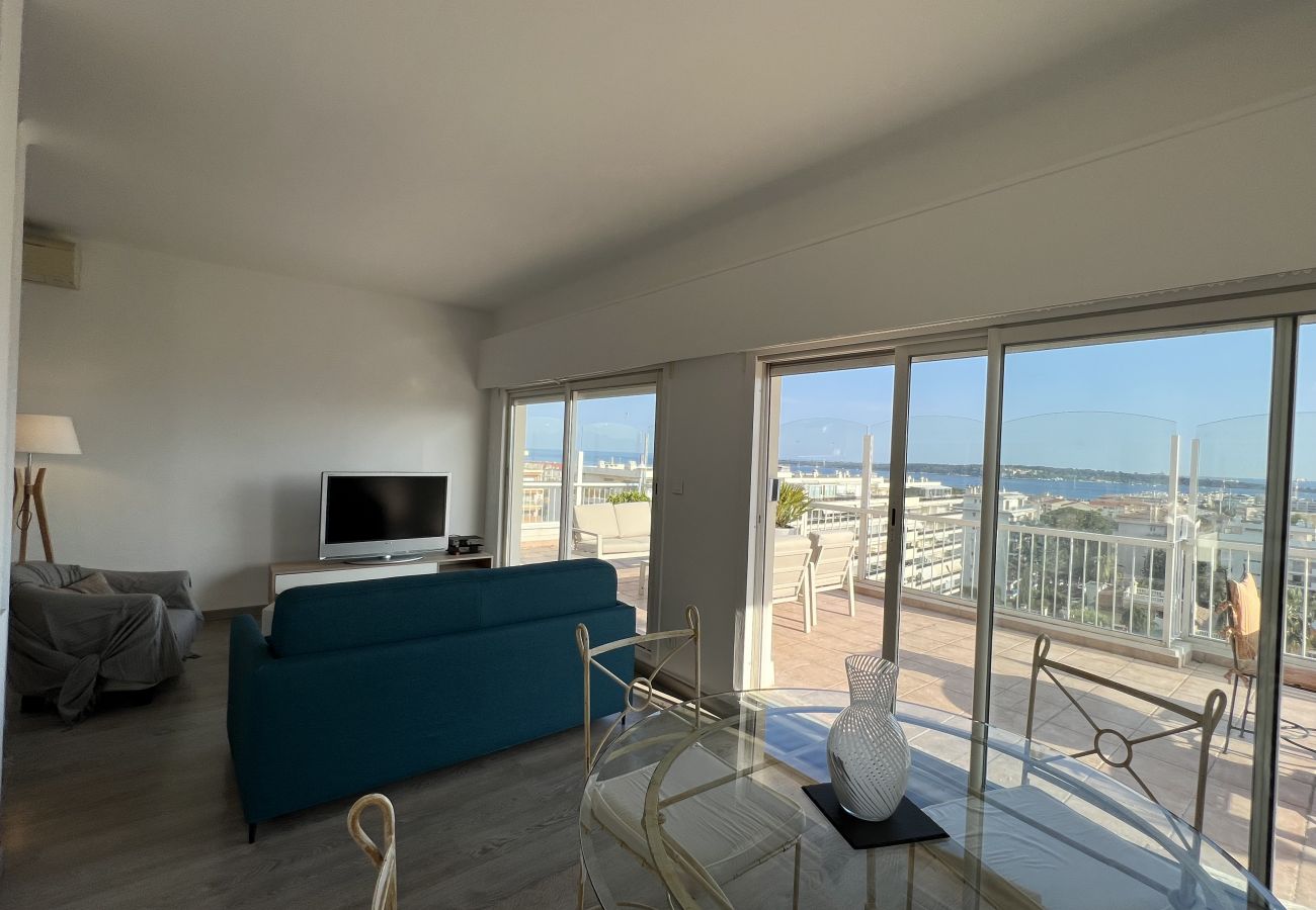 Apartment in Cannes - Valbella penthouse with panoramic view