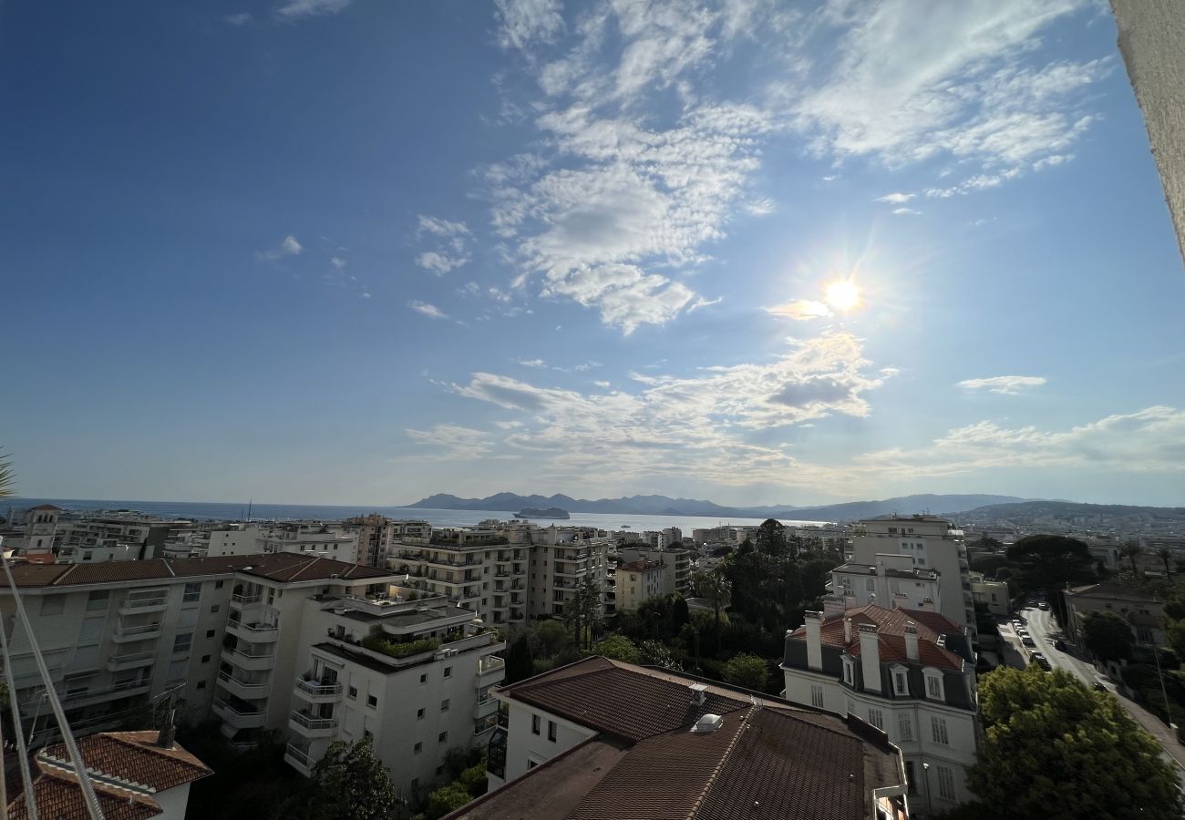 Apartment in Cannes - Valbella penthouse with panoramic view