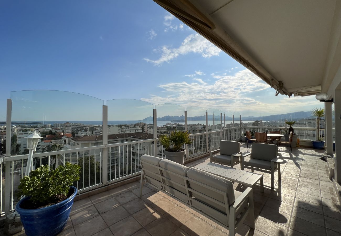 Apartment in Cannes - Valbella penthouse with panoramic view