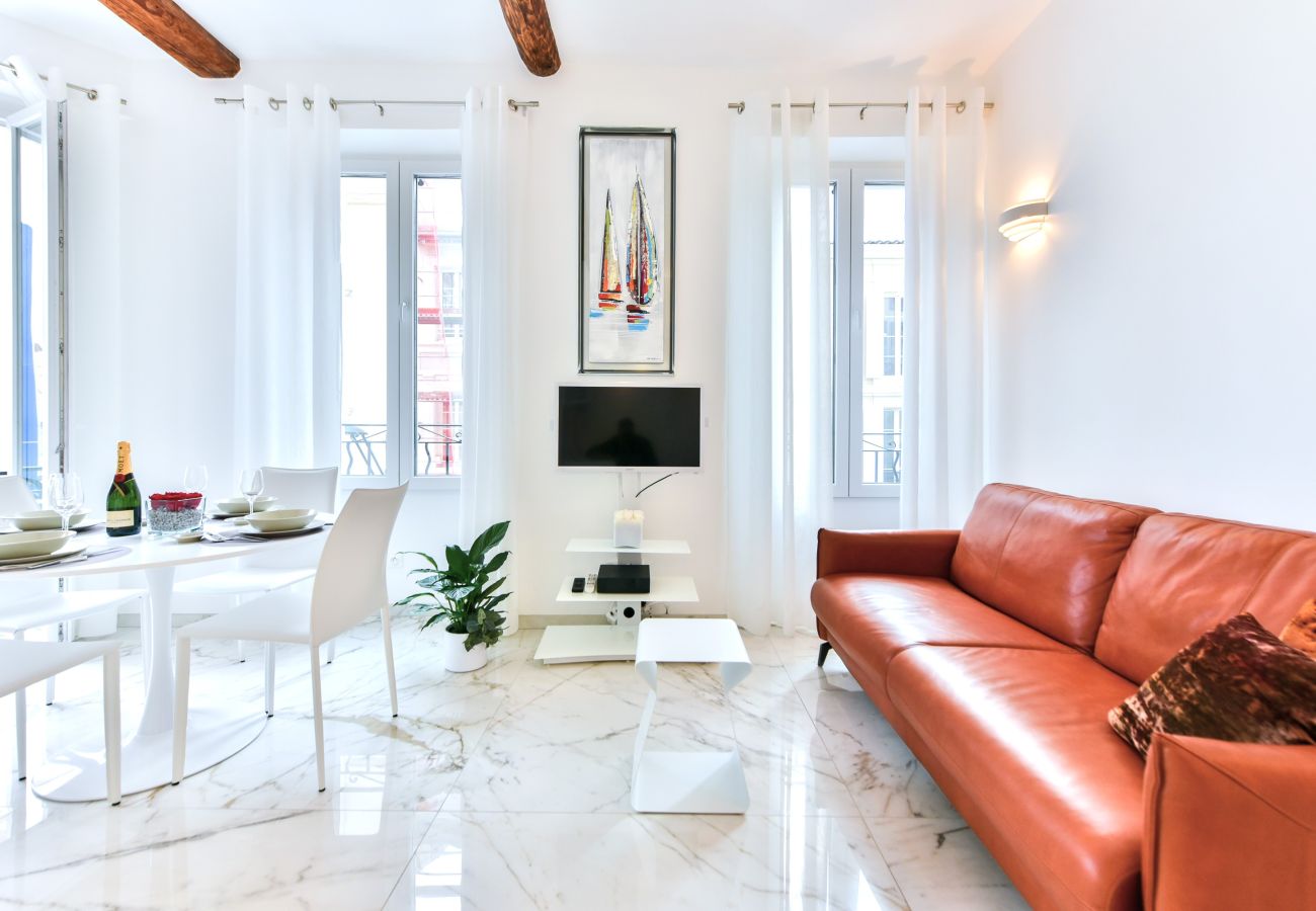 Apartment in Cannes - Alba  luxury suites, 240m to Palais festivals