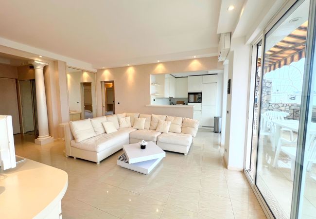 Apartment in Cannes - Colony apartment with parking