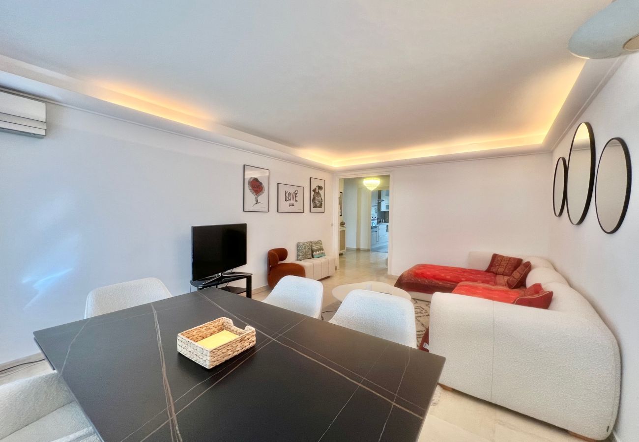 Apartment in Cannes - Cocon d'Azur 2bedrooms apartment - city center