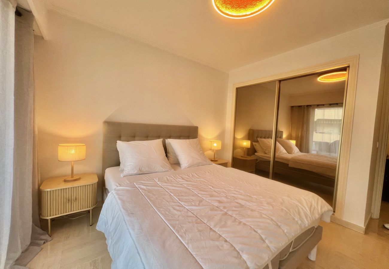 Apartment in Cannes - Cocon d'Azur 2bedrooms apartment - city center