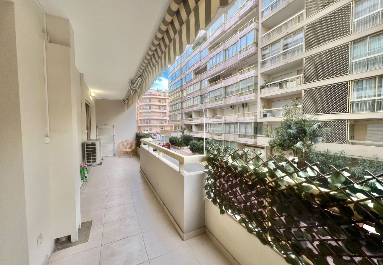 Apartment in Cannes - Riva apartment in the city center