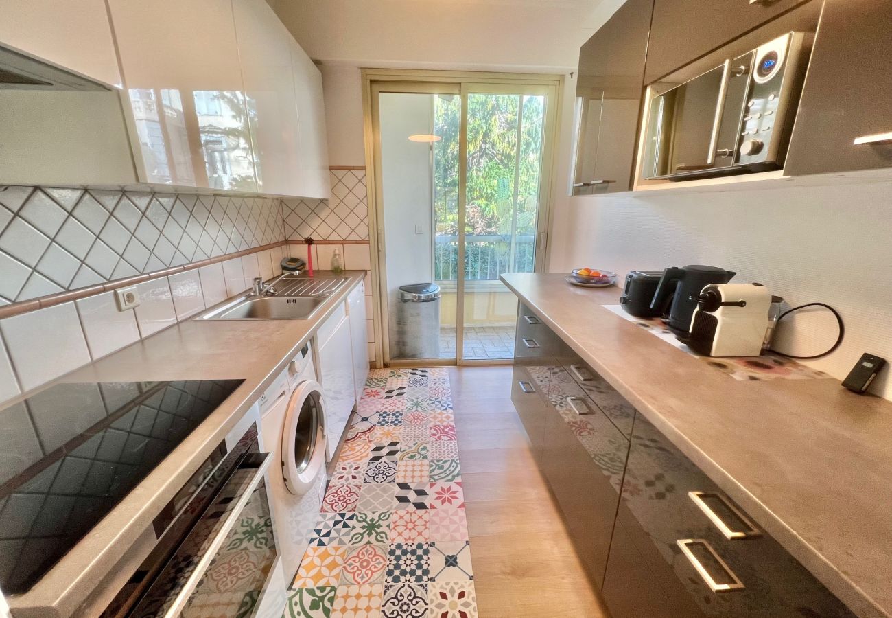 Apartment in Cannes - June apartment 2 bedrooms with pool