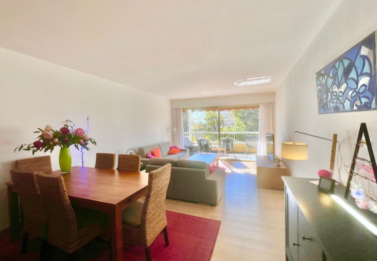 Apartment in Cannes - June apartment 2 bedrooms with pool