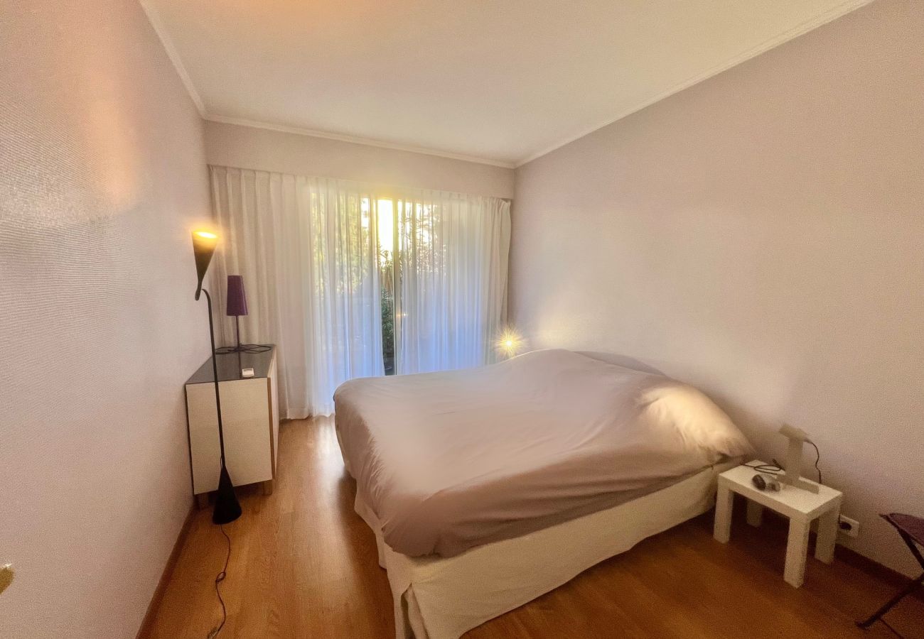 Apartment in Cannes - June apartment 2 bedrooms with pool