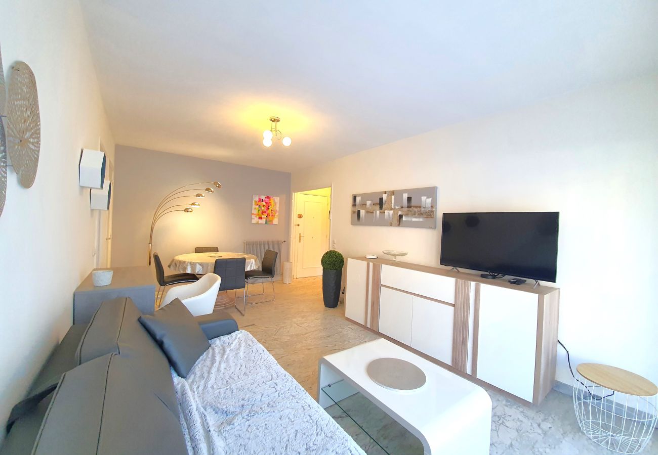 Appartement à Cannes - Parc Imperial