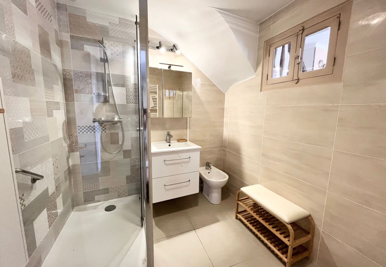 Appartement à Cannes - Belle-époque apartment 3 bedrooms with sea view by