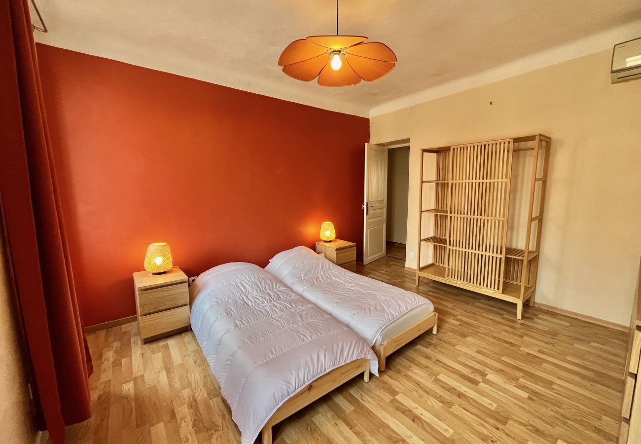 Appartement à Cannes - Belle-époque apartment 3 bedrooms with sea view by