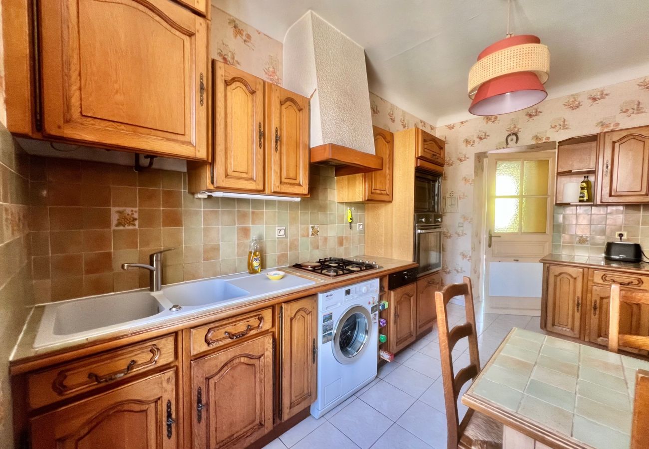 Appartement à Cannes - Belle-époque apartment 3 bedrooms with sea view by