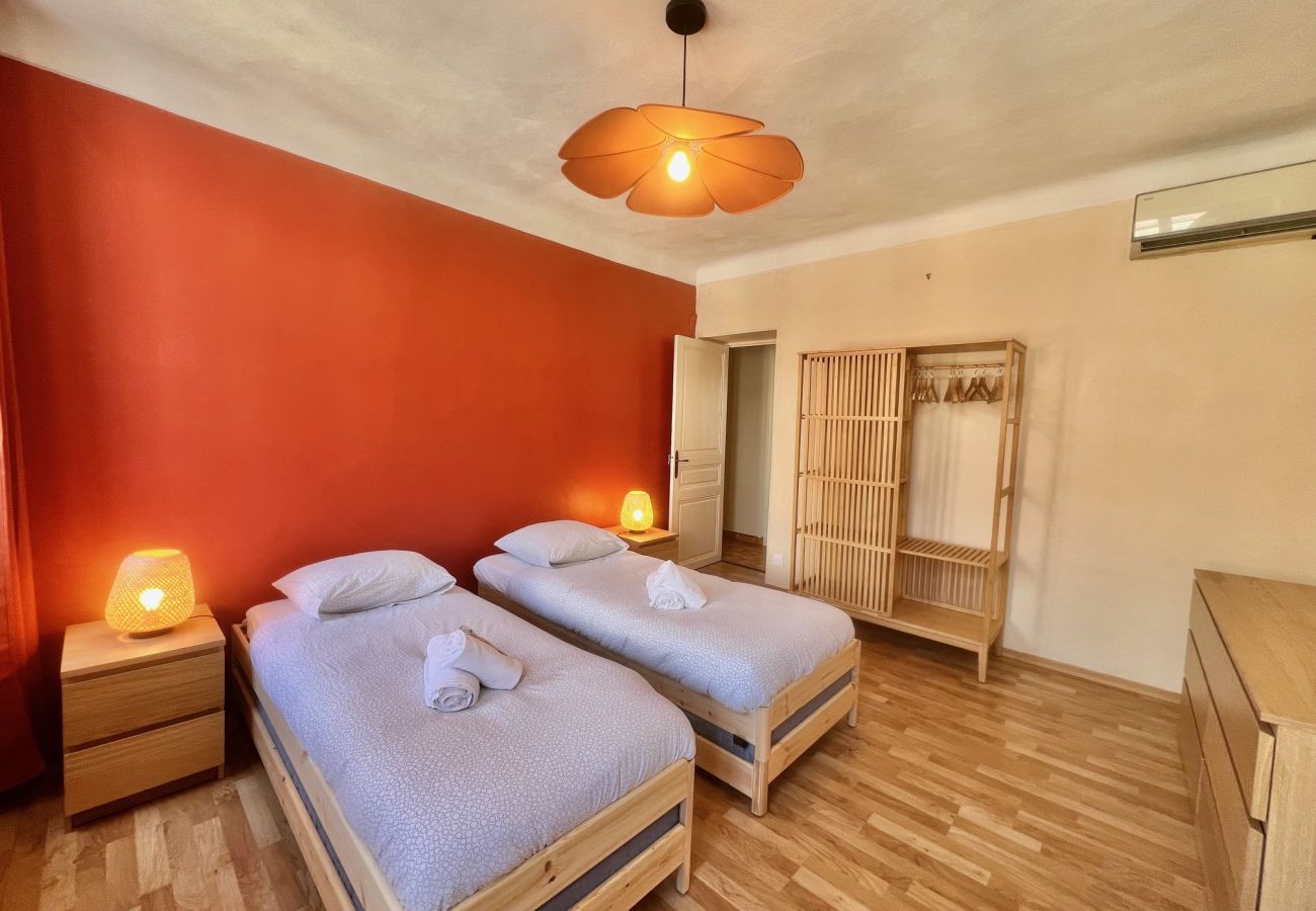 Appartement à Cannes - Belle-époque apartment 3 bedrooms with sea view by