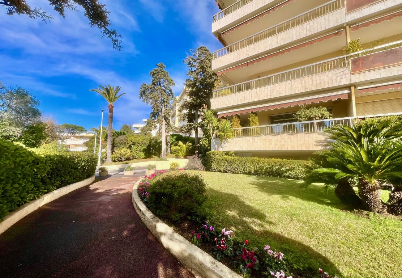 Appartement à Cannes - June apartment 2 bedrooms with pool